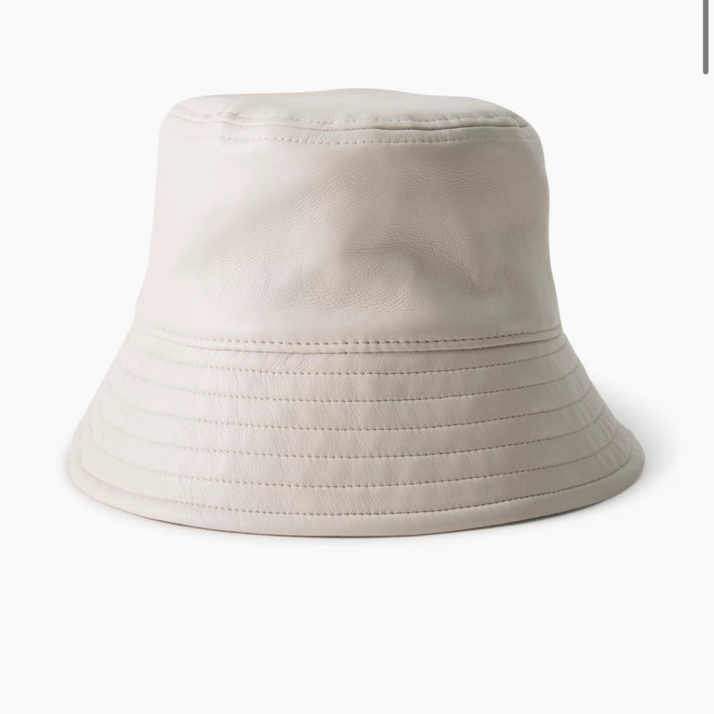 Babaton Sandra Bucket Hat